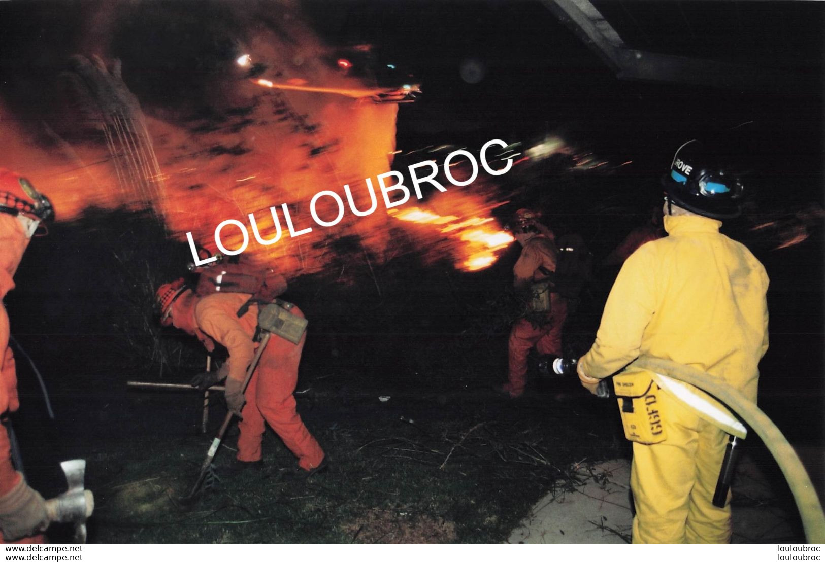 LOS ANGELES 10/1996 INCENDIE INTERVENTION DES POMPIERS PHOTO DE PRESSE AGENCE ANGELI FORMAT 27 X 18 CM R14 - Places