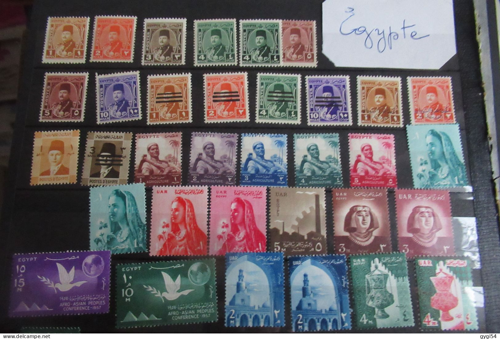 SUEDE  LOT  N** MNH - Colecciones (sin álbumes)