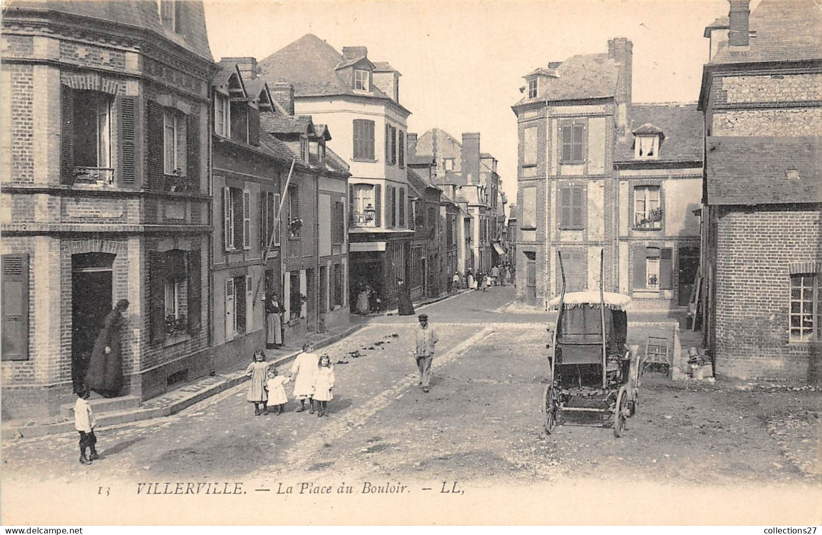 14-VILLERVILLE- LA PLACE DU BOULOIR - Villerville