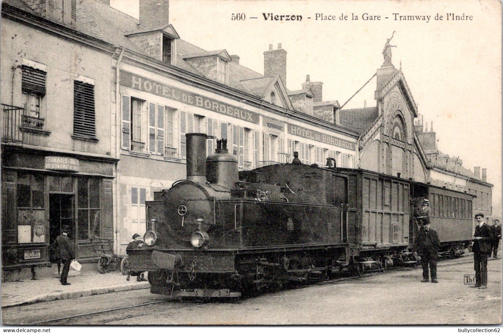 SELECTION -  VIERZON  -  Place De La Gare - Tramway De L'Indre. - Vierzon