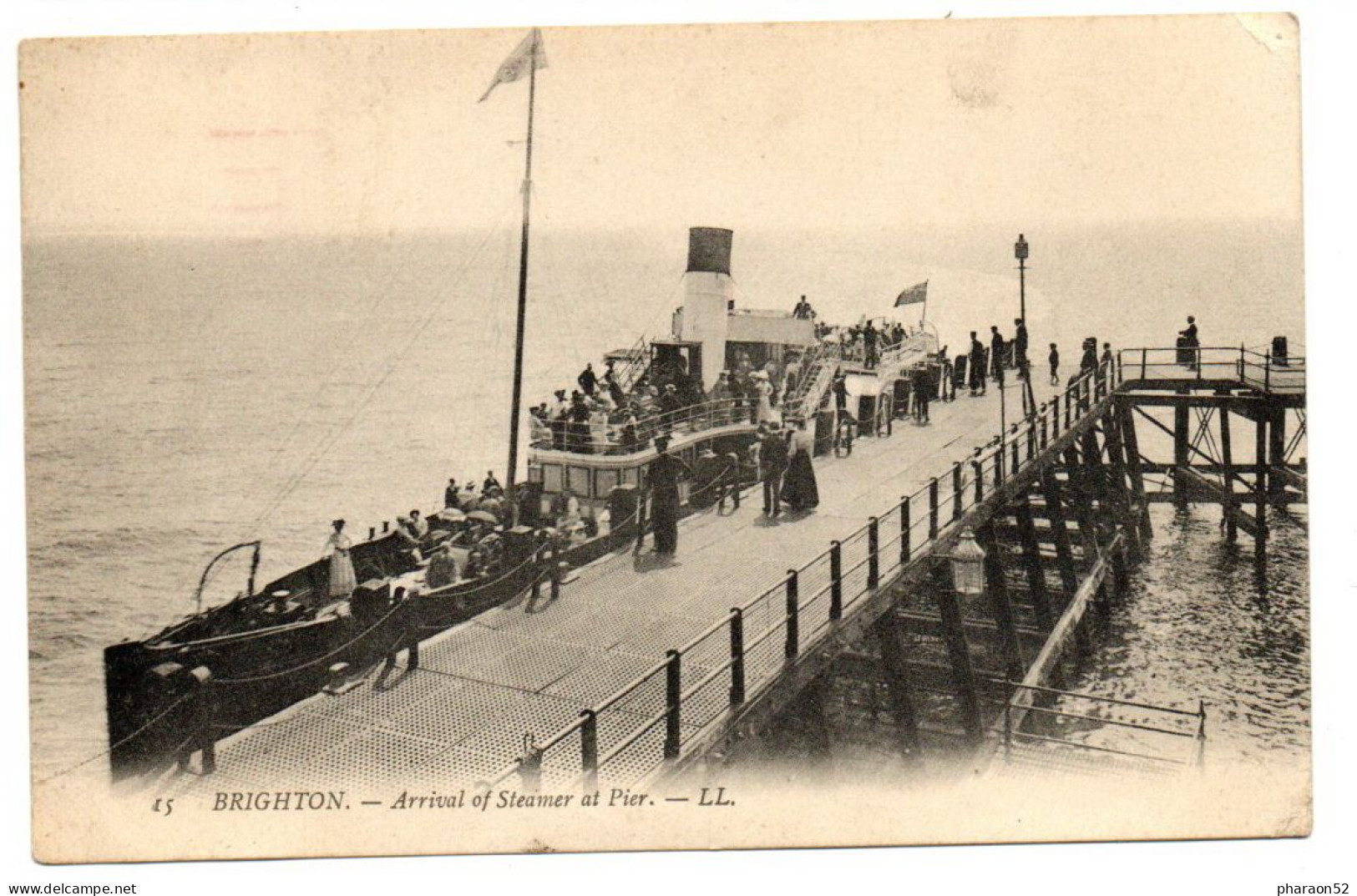 Brighton- Arrival Of Steamer At Pier - Otros & Sin Clasificación