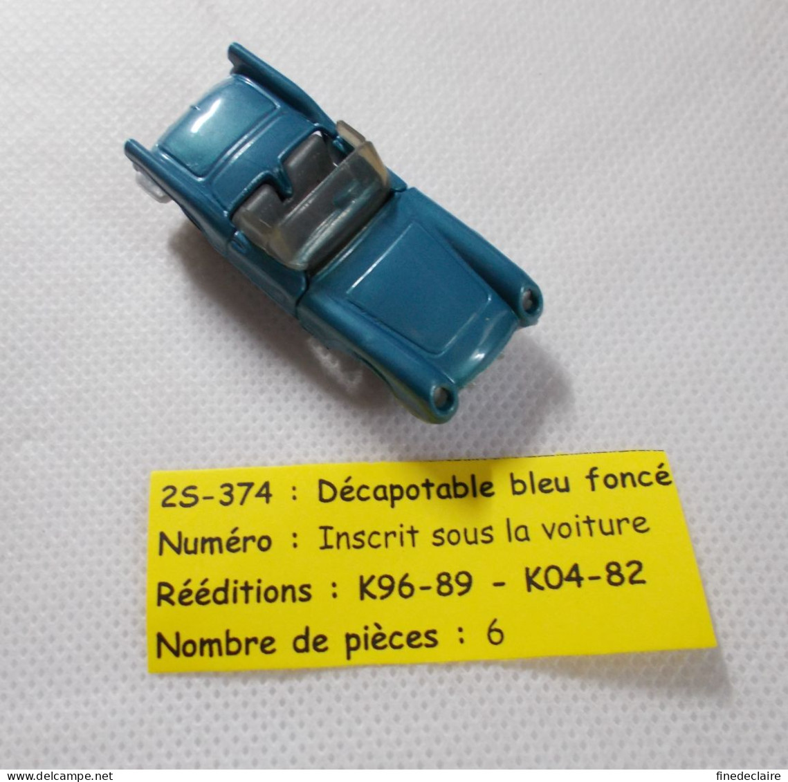 Kinder - Voiture Décapotable Bleue Foncé - 2S 374 - Sans BPZ - Inzetting