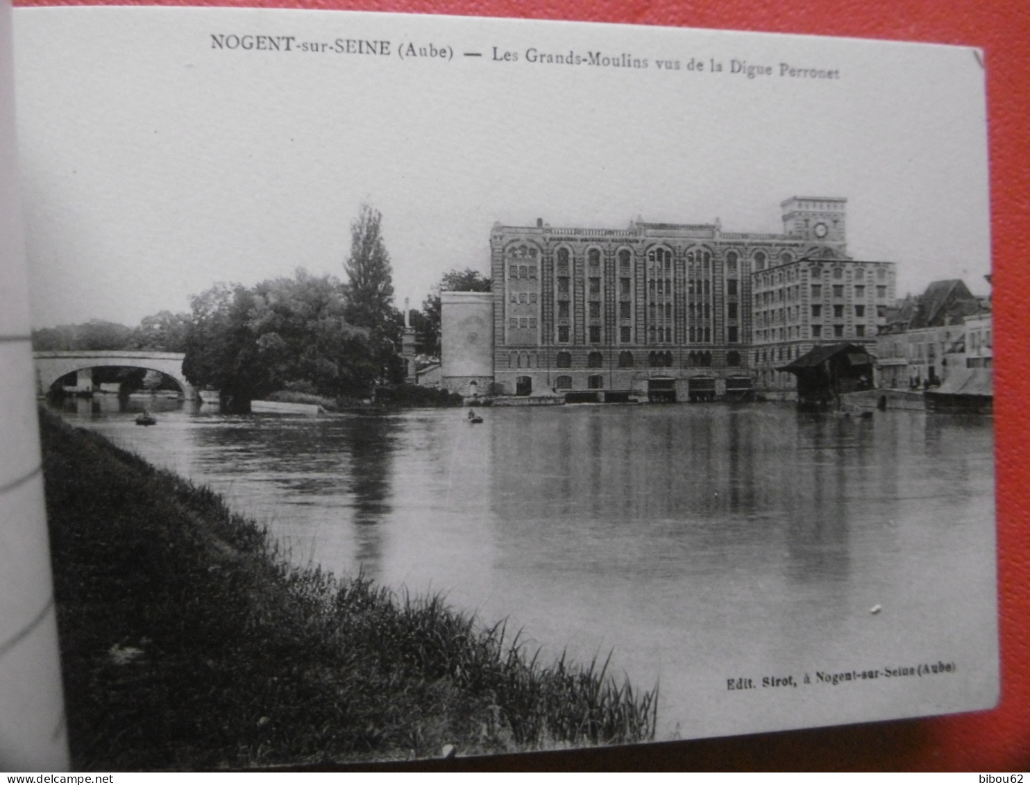 NOGENT sur SEINE  ( 10 ) Carnet Complet de 12 Cartes Postales