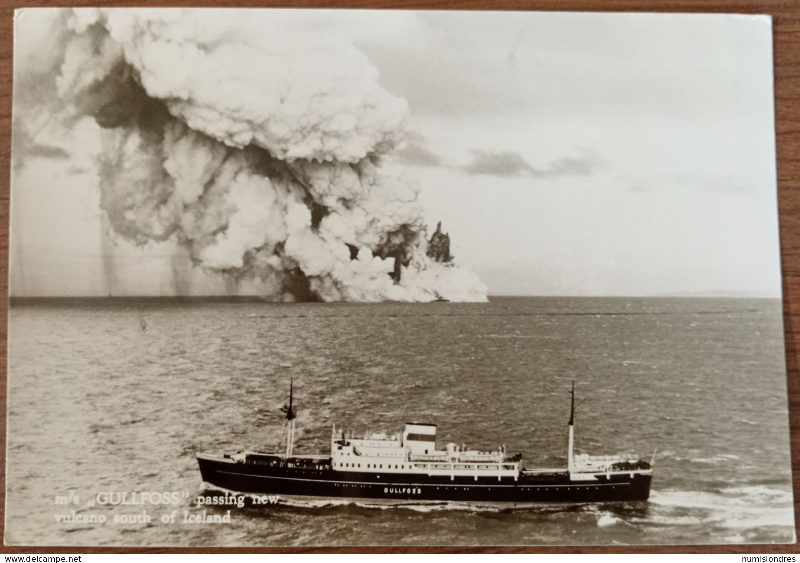 276 M.S Gullfoss Passing New Vulcano South Of Iceland - Altri & Non Classificati