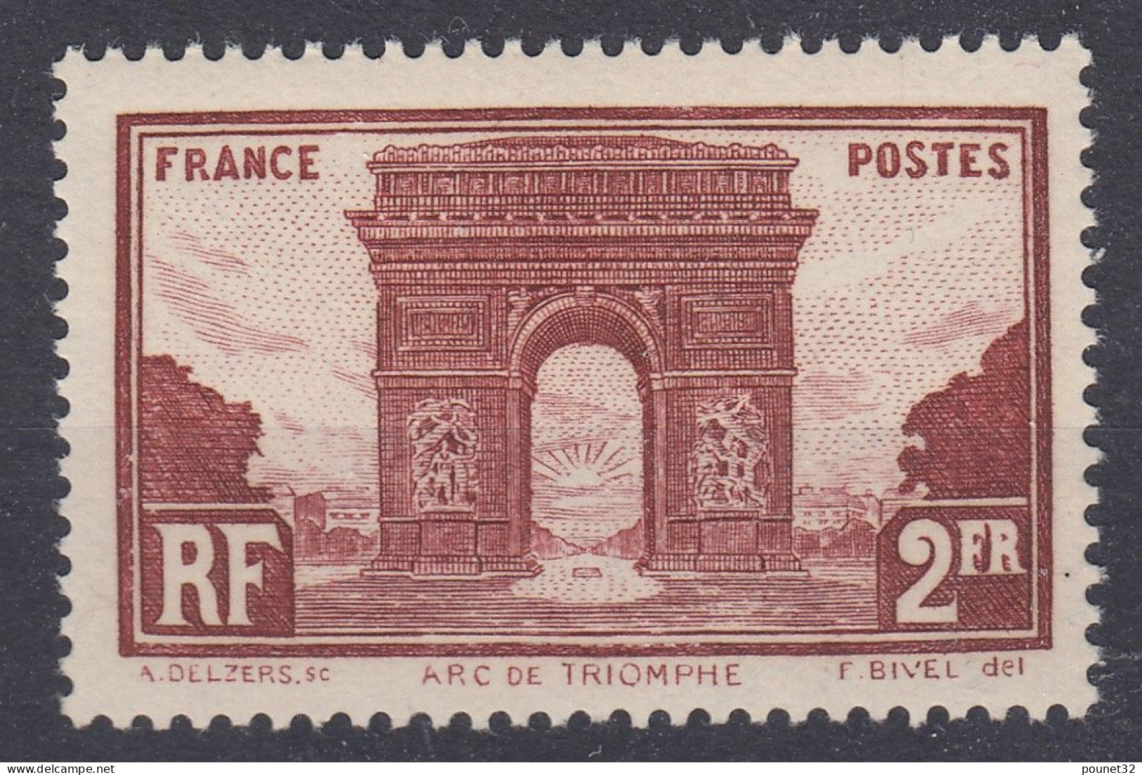 TIMBRE FRANCE ARC DE TRIOMPHE N° 258 NEUF ** GOMME SANS CHARNIERE - COTE 95 € - Unused Stamps