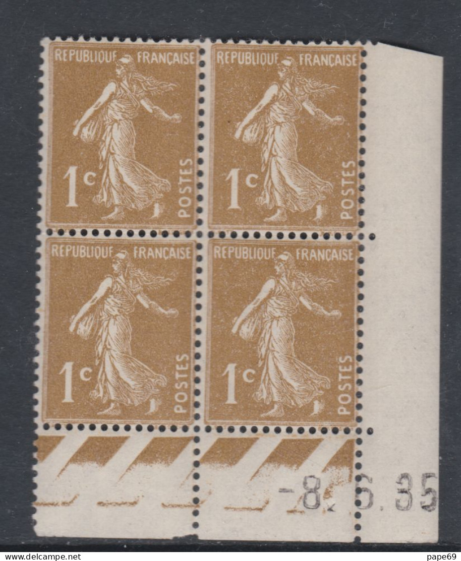 France N° 277A XX Type Semeuse : 1 C. Bistre-olive En Bloc De 4 Coin Daté Du 8 . 5 . 35, Ss Point Blanc, Sans Char. TB - 1930-1939