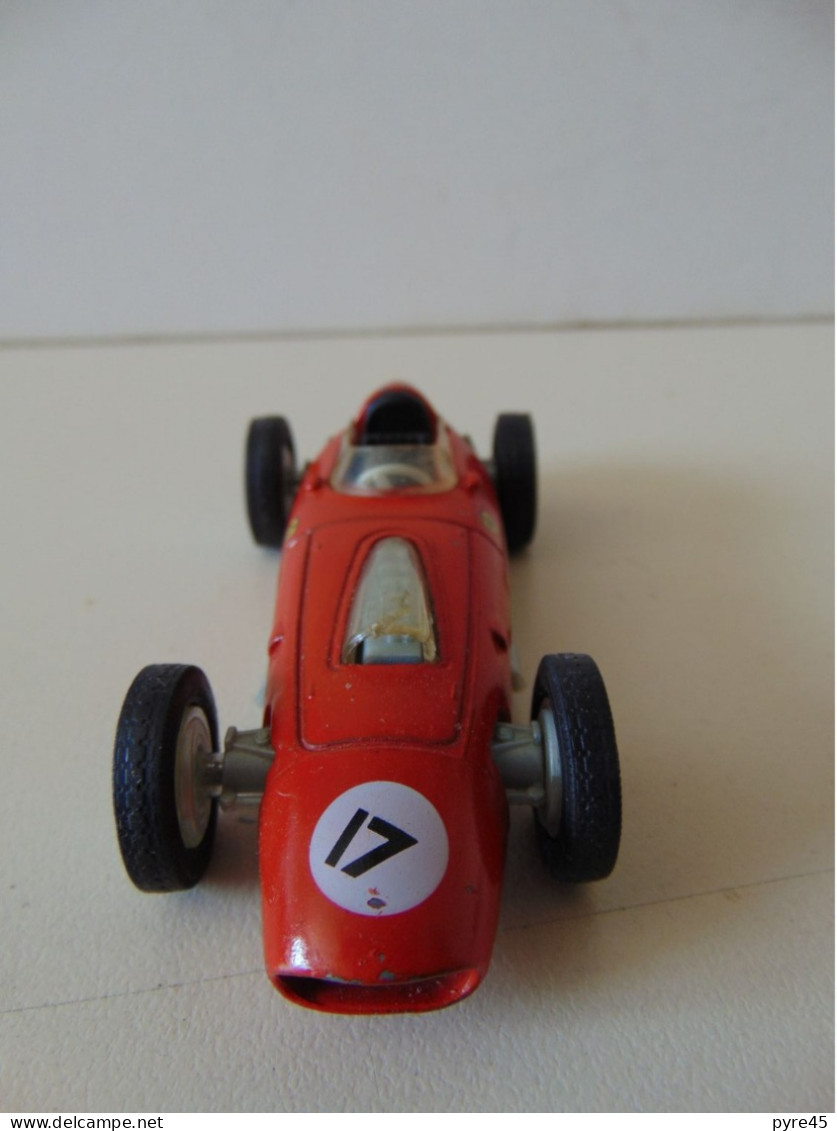 Voiture  " Ferrari Dino 246/V 12 " Matchbox - Jouets Anciens