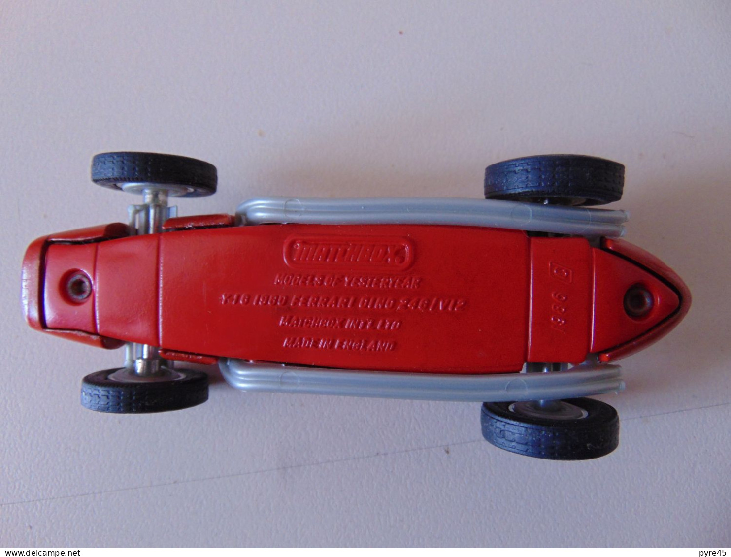 Voiture  " Ferrari Dino 246/V 12 " Matchbox - Antikspielzeug