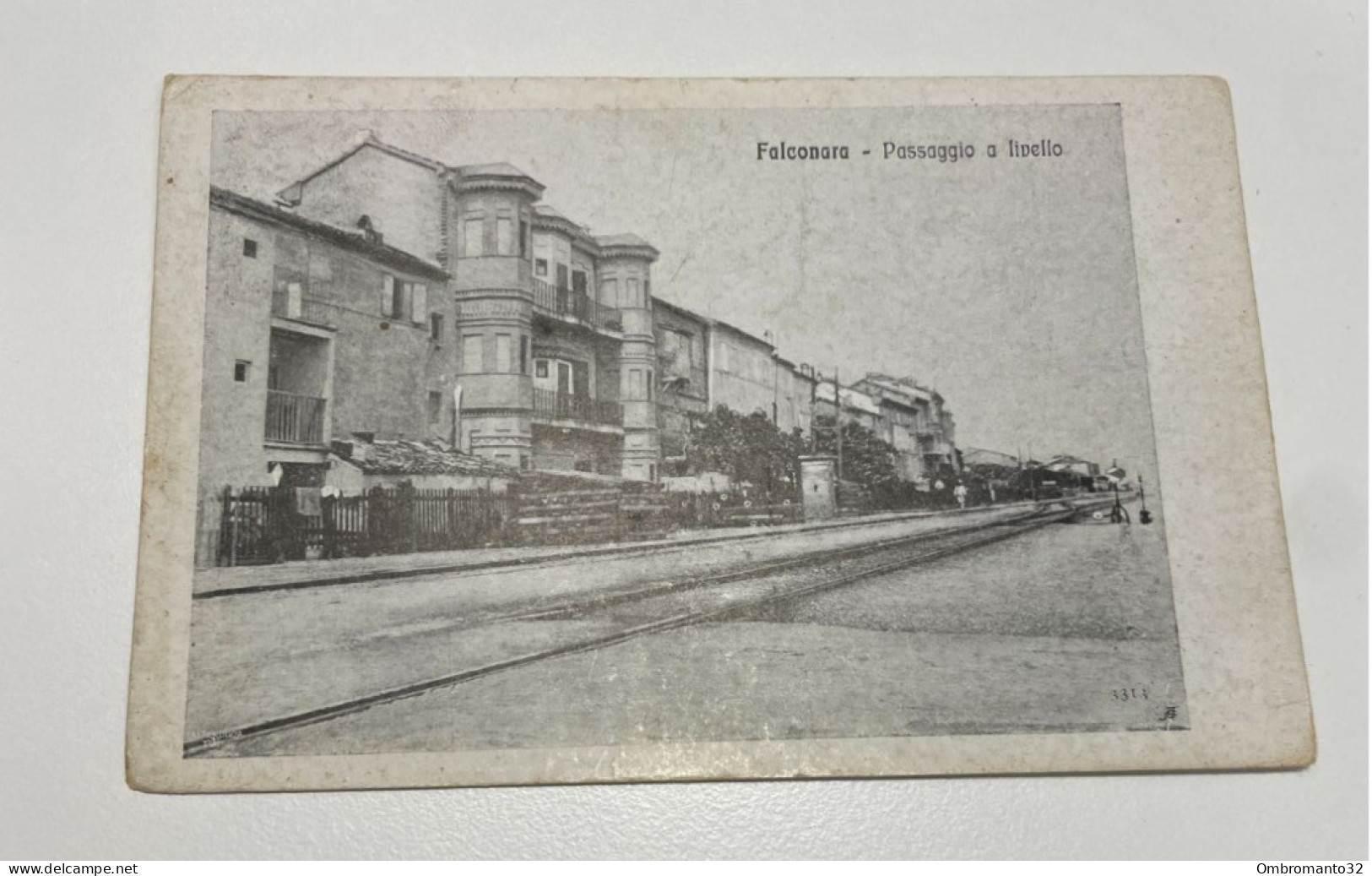 FALCONARA - PASSAGGIO A LIVELLO - Ancona