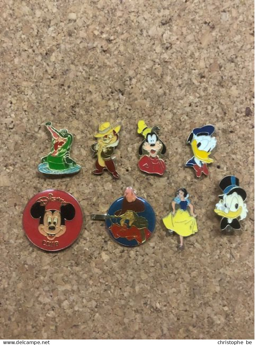 Lot Van 8 Disney Pins, Mickey Mouse, Donald Duck, Snow White, Capitain Hook, Etc... - Disney