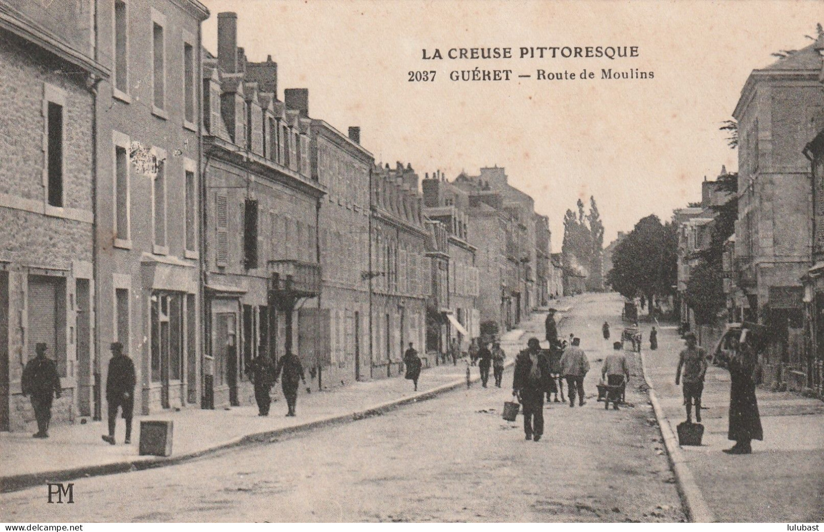 GUERET : Route De Moulins. - Guéret