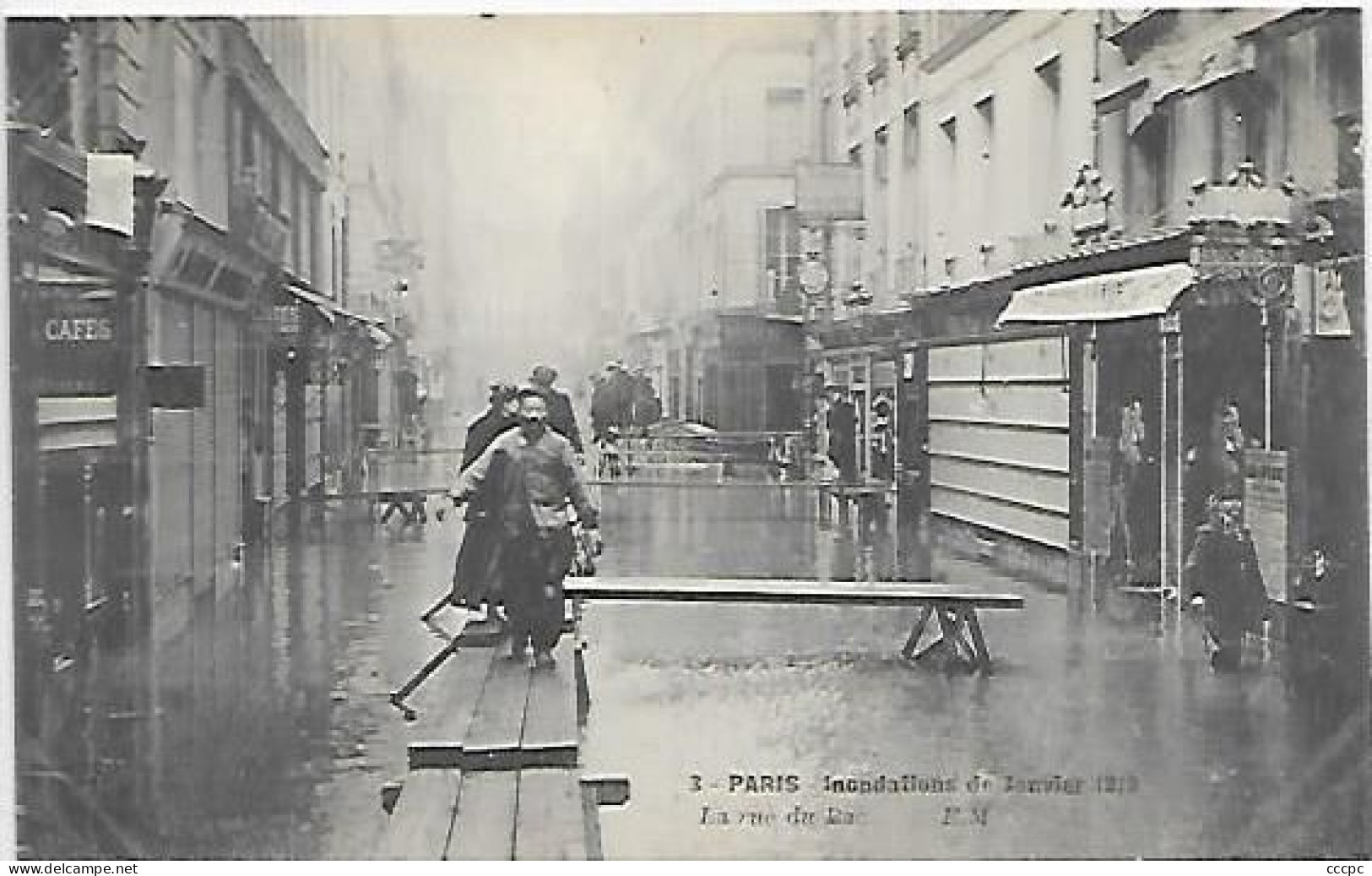 CPA Paris La Grande Crue De La Seine Janvier 1910 La Rue Du Bac - Arrondissement: 07