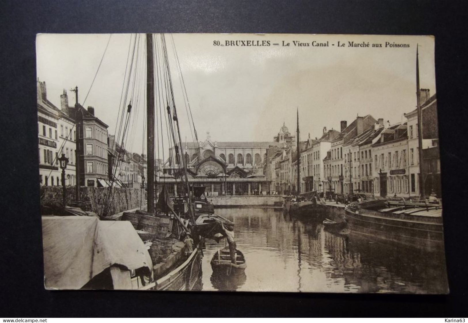 België - Belgique - Brussel  CPA - Le Vieux Canal - Le Marché Aux Poissons - Boats - Bateaux - Schepen - Used Card 1913 - Navegación - Puerto