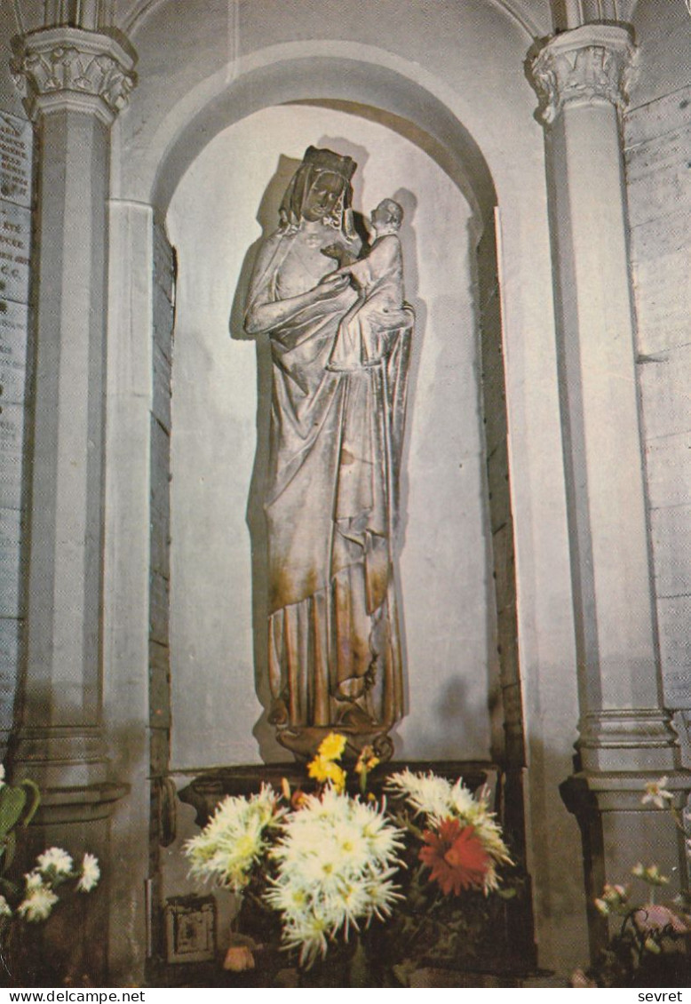 CPM . PONTOISE . - La Vierge Miraculeuse Eglise Notre-Dame - Pontoise