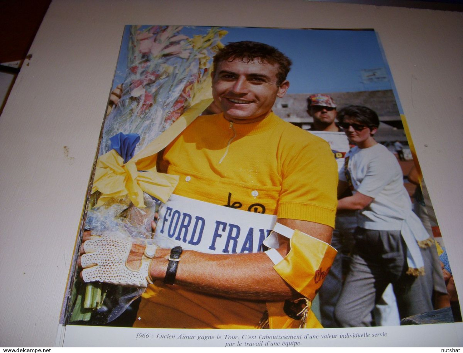 CYCLISME COUPURE LIVRE T560C COULEUR TdF1966 Lucien AIMAR FORD FRANCE En JAUNE   - Sport