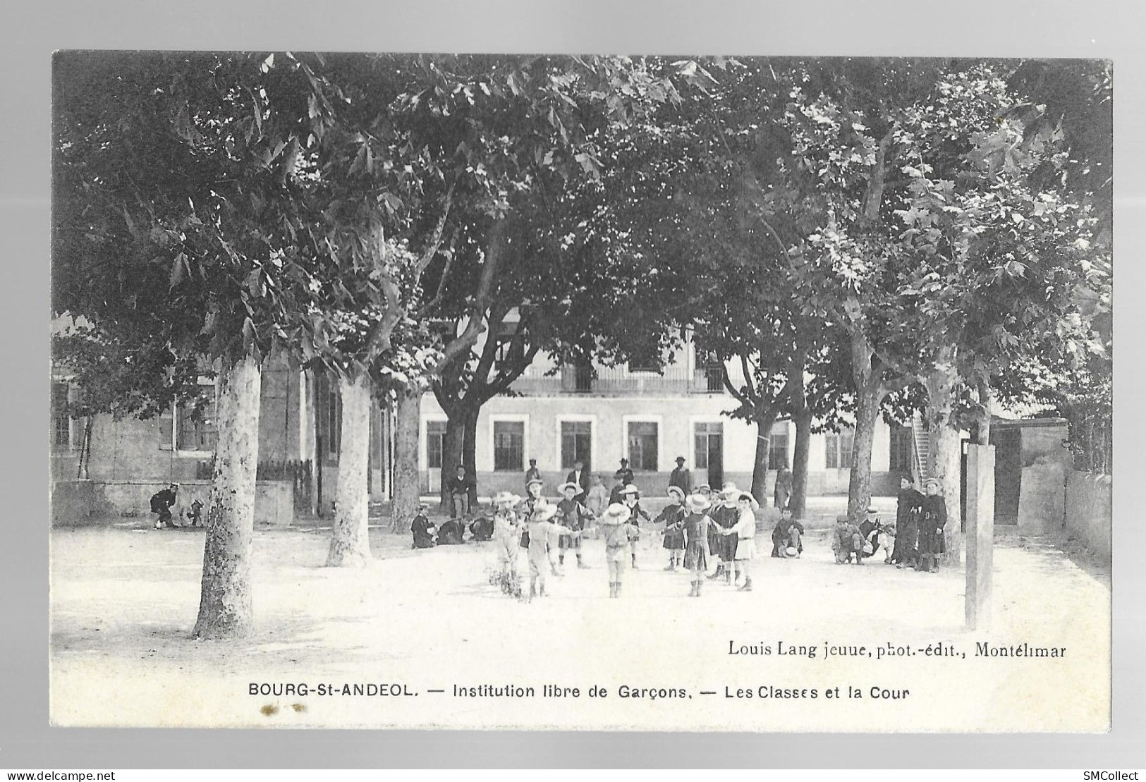 Bourg Saint Andéol, Institution Libre De Garçons, Les Classes Et La Cour (A18p69) - Bourg-Saint-Andéol