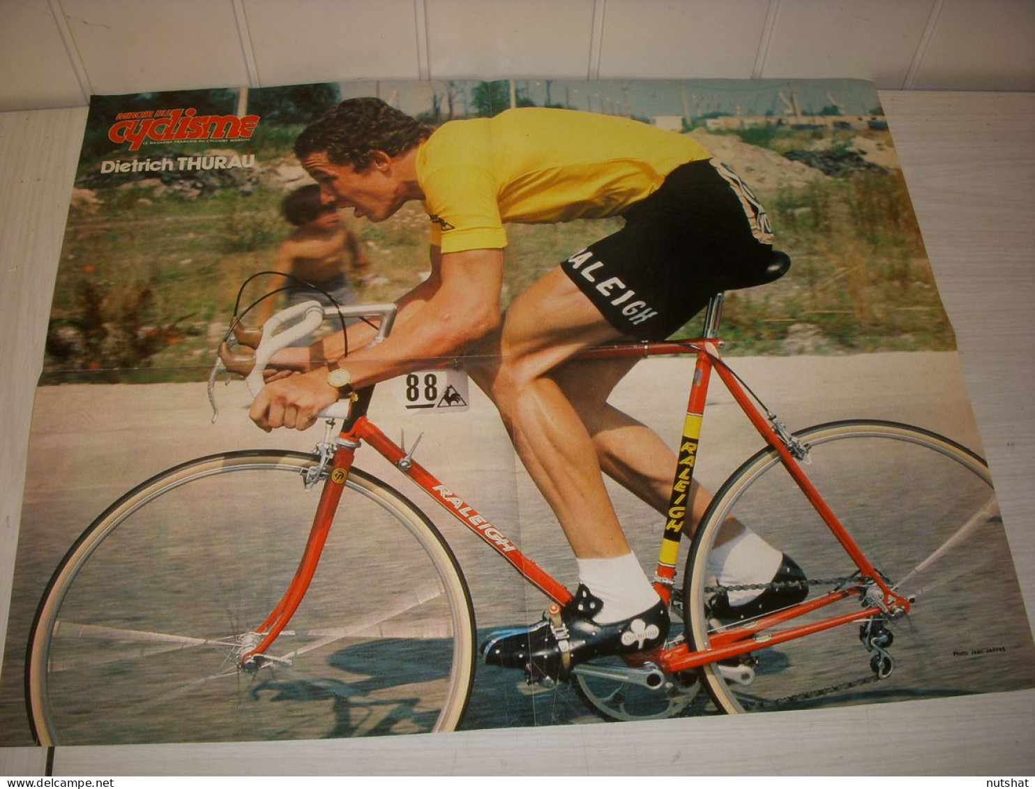 CYCLISME MC244 POSTER THURAU MAILLOT JAUNE ENCYCLOPEDIE A A Z MOSER A MOUSSARD  - Sport