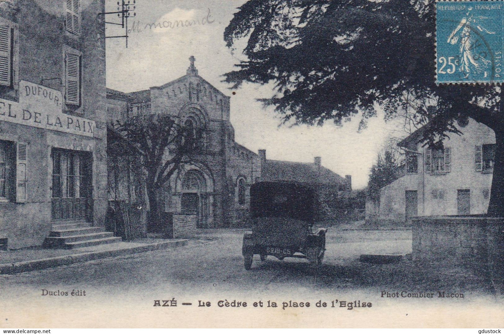 Saône-et-Loire - Azé - Le Cèdre Et La Place De L'Eglise - Andere & Zonder Classificatie