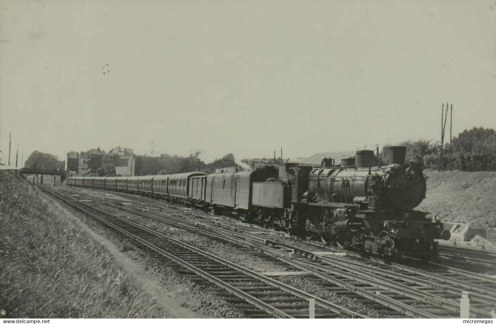 Train, à Identifier - Cliché J. Renaud - Treinen