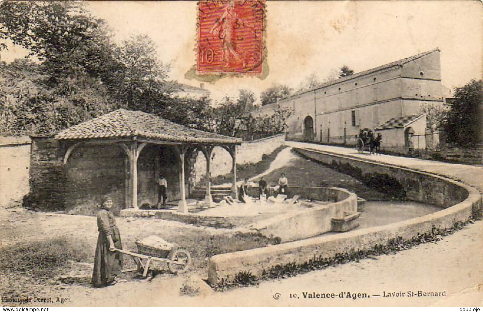 D82   VALENCE D'AGEN   Lavoir St Bernard - Valence