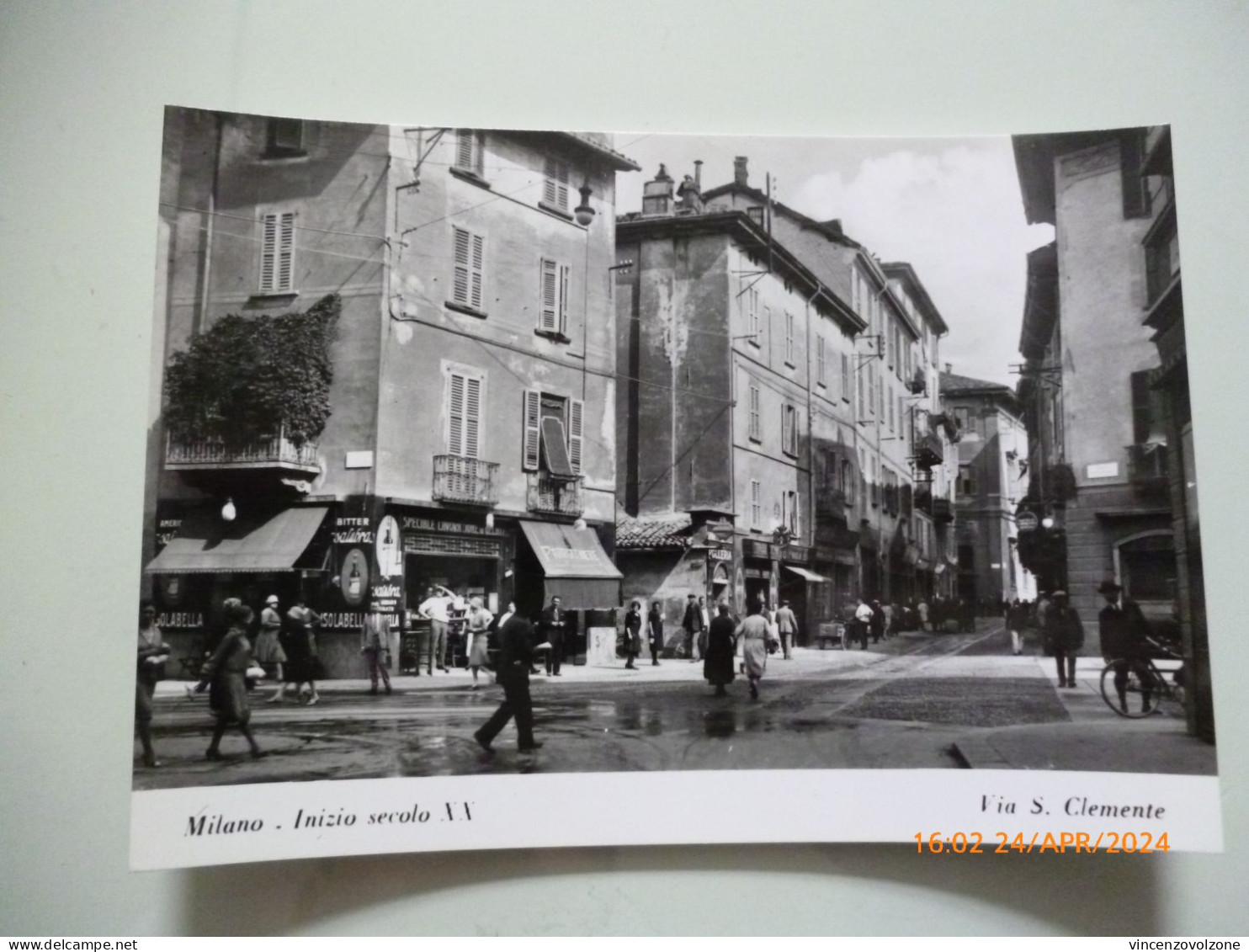 Cartolina "MILANO Inizio Secolo XX  Via S. Clemente"  Edizione Bromofoto Anni 1960 - Milano