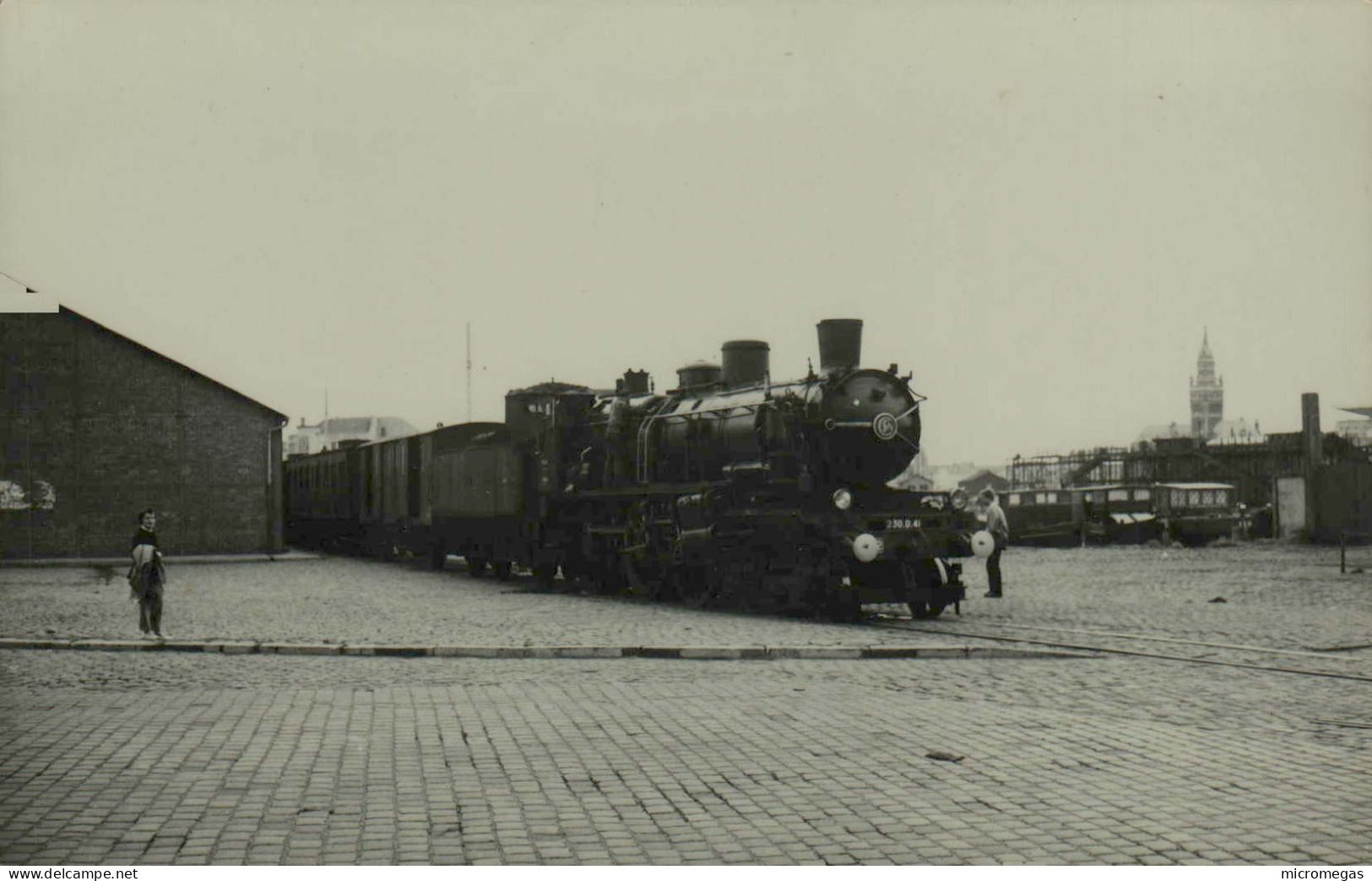 Reproduction - Locomotive 230-D-4 - Treni