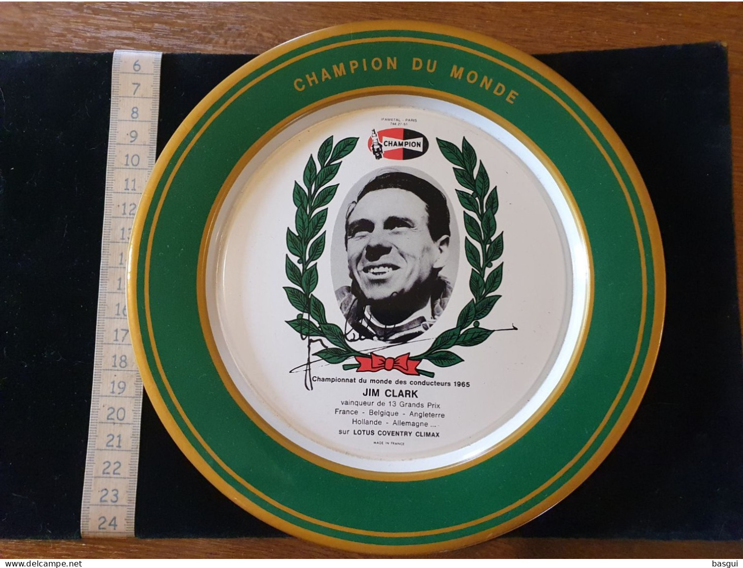 Assiette Pub Bougies  Champion Courses Automobile Les Champions De 1965 - Targhe Rallye