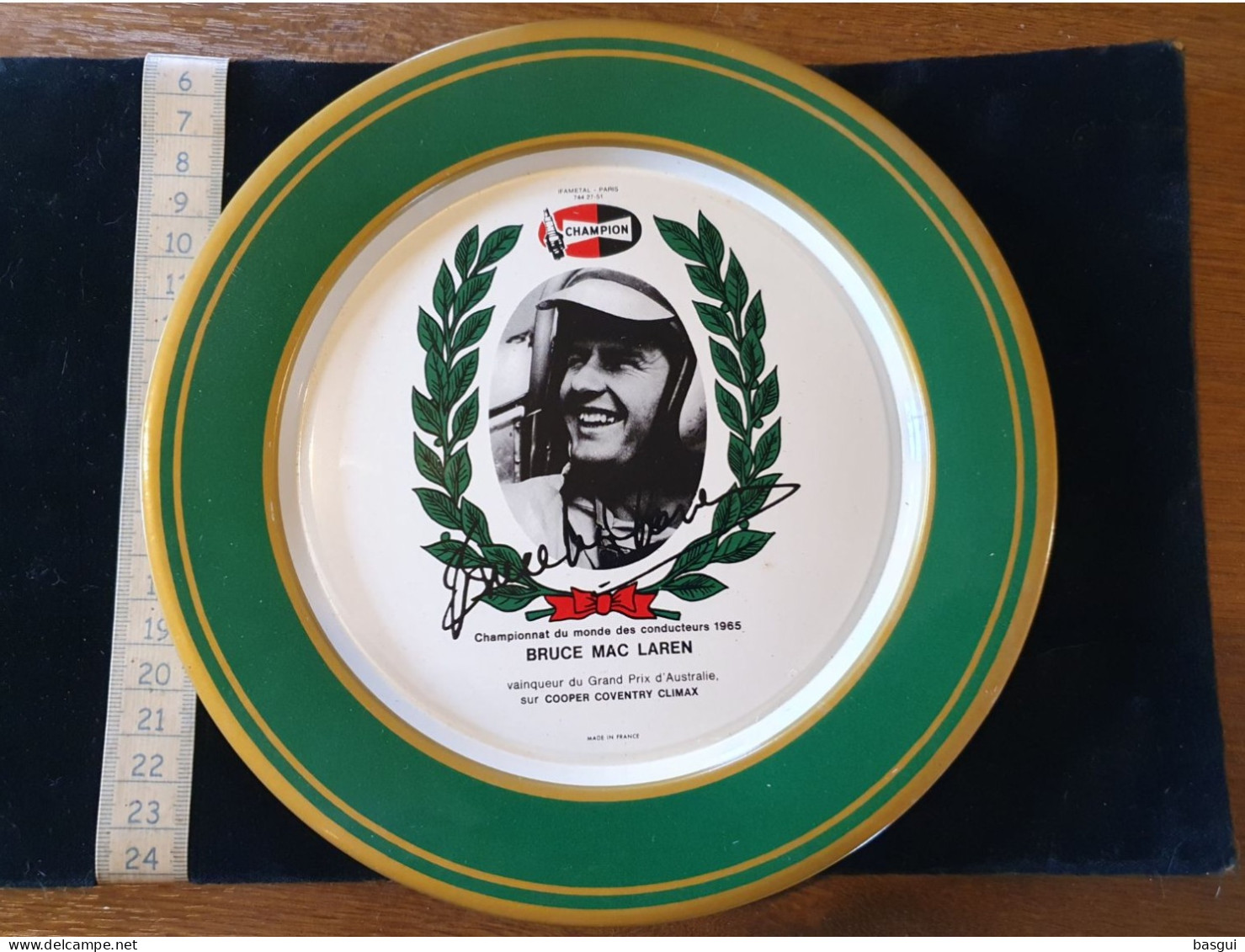 Assiette Pub Bougies  Champion Courses Automobile Les Champions De 1965 - Rallye (Rally) Plates