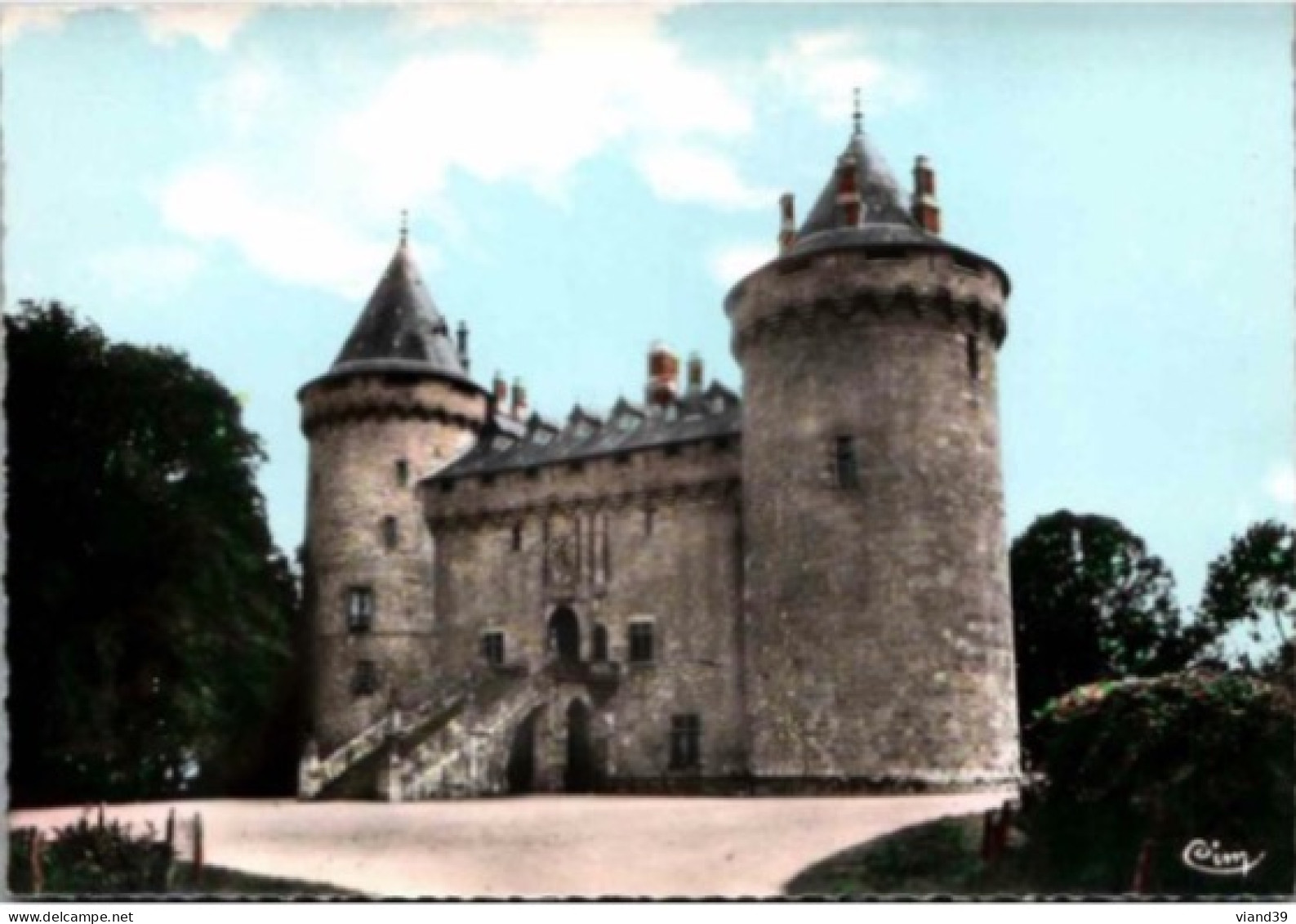 COMBOURG. -  La Façade Du Château. Entrée Principale  . -  Non  Circulée. - Combourg