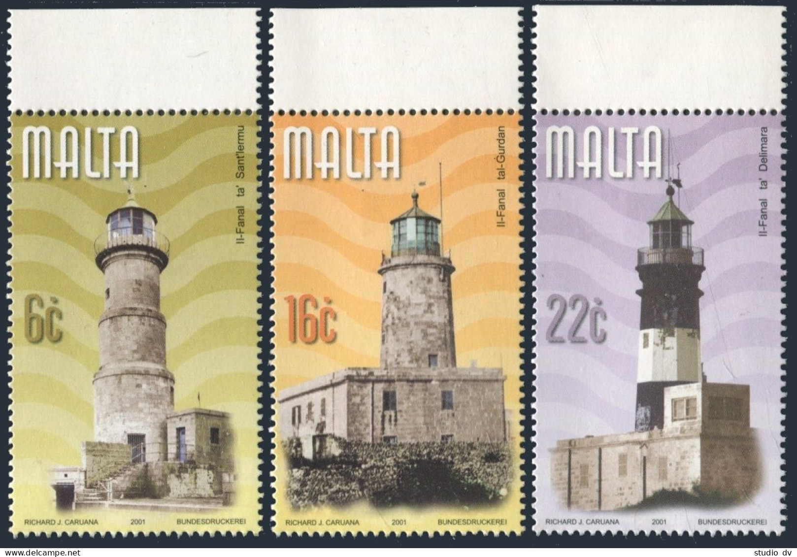 Malta 1042-1044, MNH. Lighthouses 2001.  - Malte