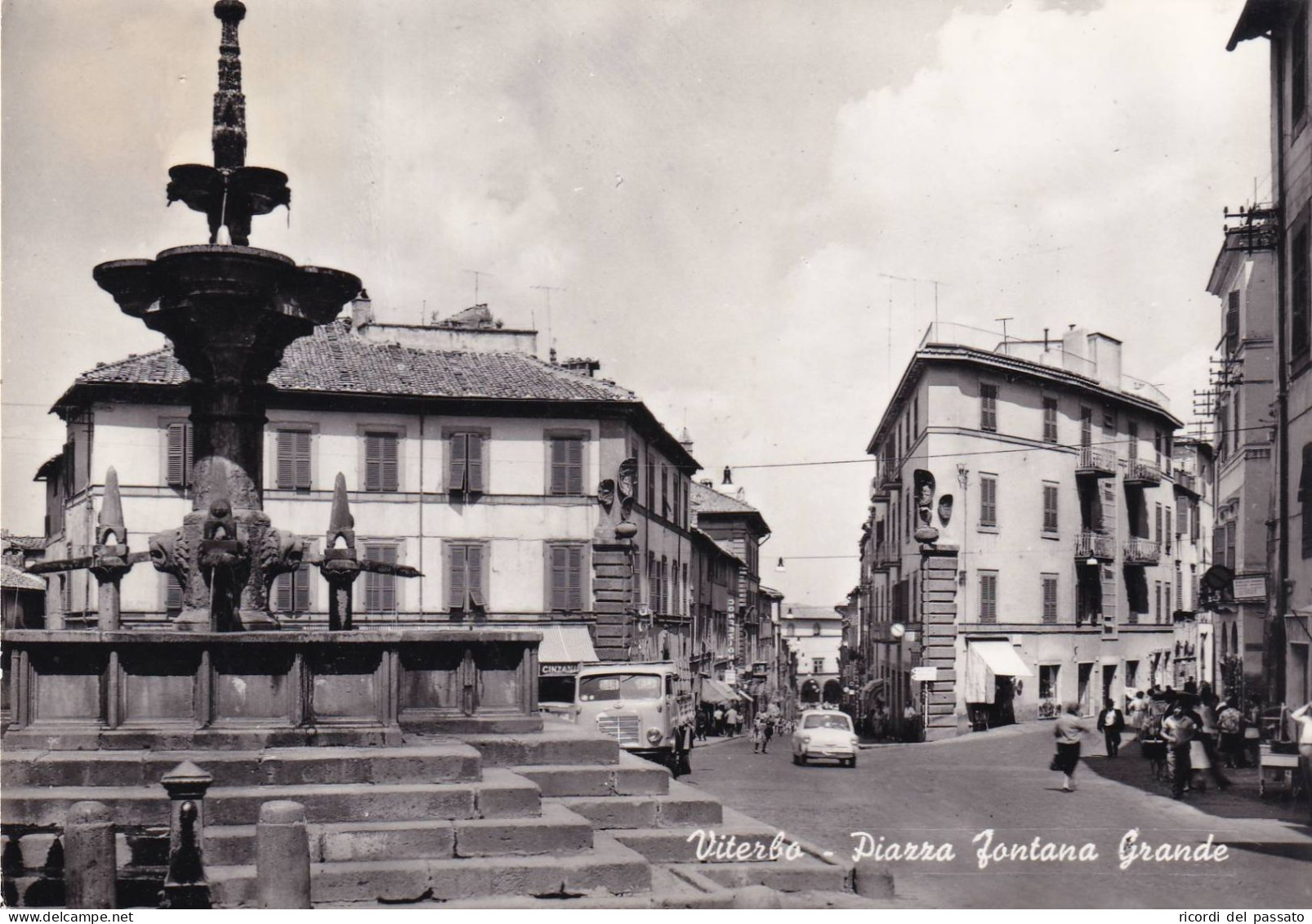 Cartolina Viterbo - Piazza Fontana Grande - Viterbo