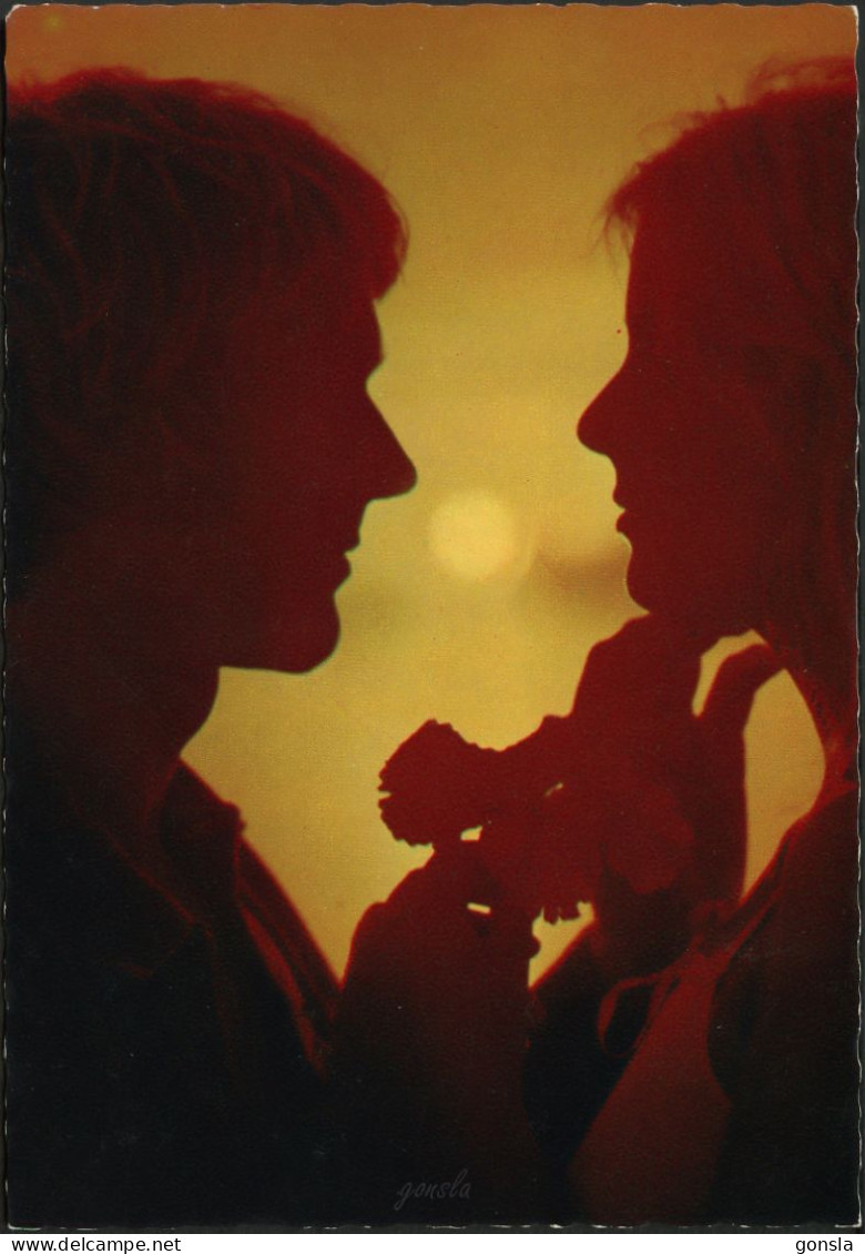 ROMANCE D’AMOUR 1960 "Portrait Avec Coucher De Soleil" - Couples