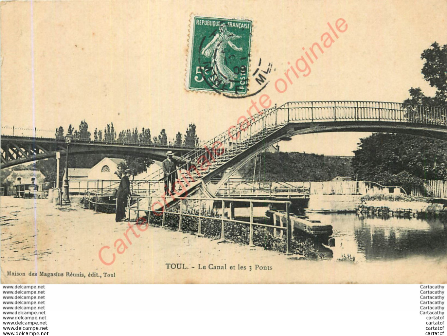 54.  TOUL . Le Canal Et Les 3 Ponts . - Toul