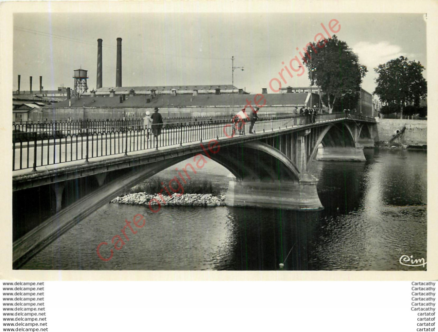 86.  CHATELLERAULT .  Le Pont Et La Manufacture . - Chatellerault