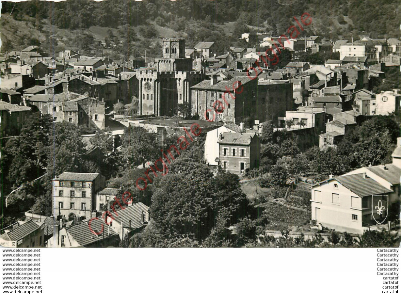 63.  ROYAT .  Vue Générale Sur Le Vieux Royat . - Royat