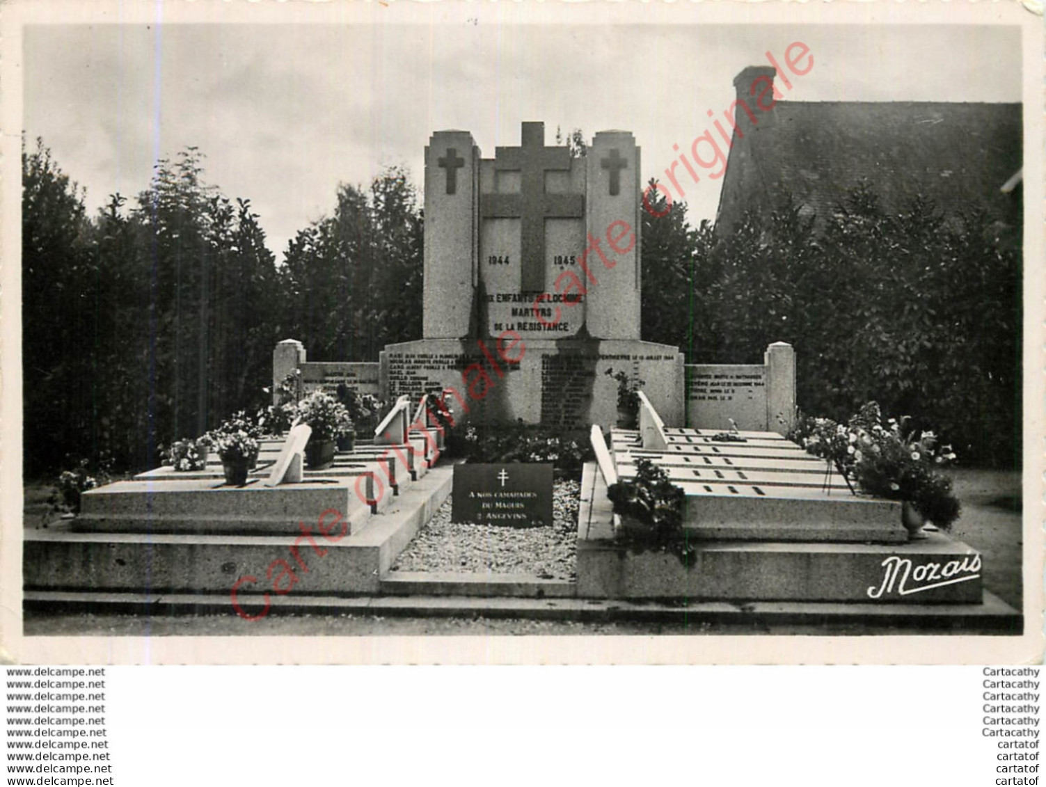 56.  LOCMINE . Monument Des Martyrs De La Résistance . - Locmine