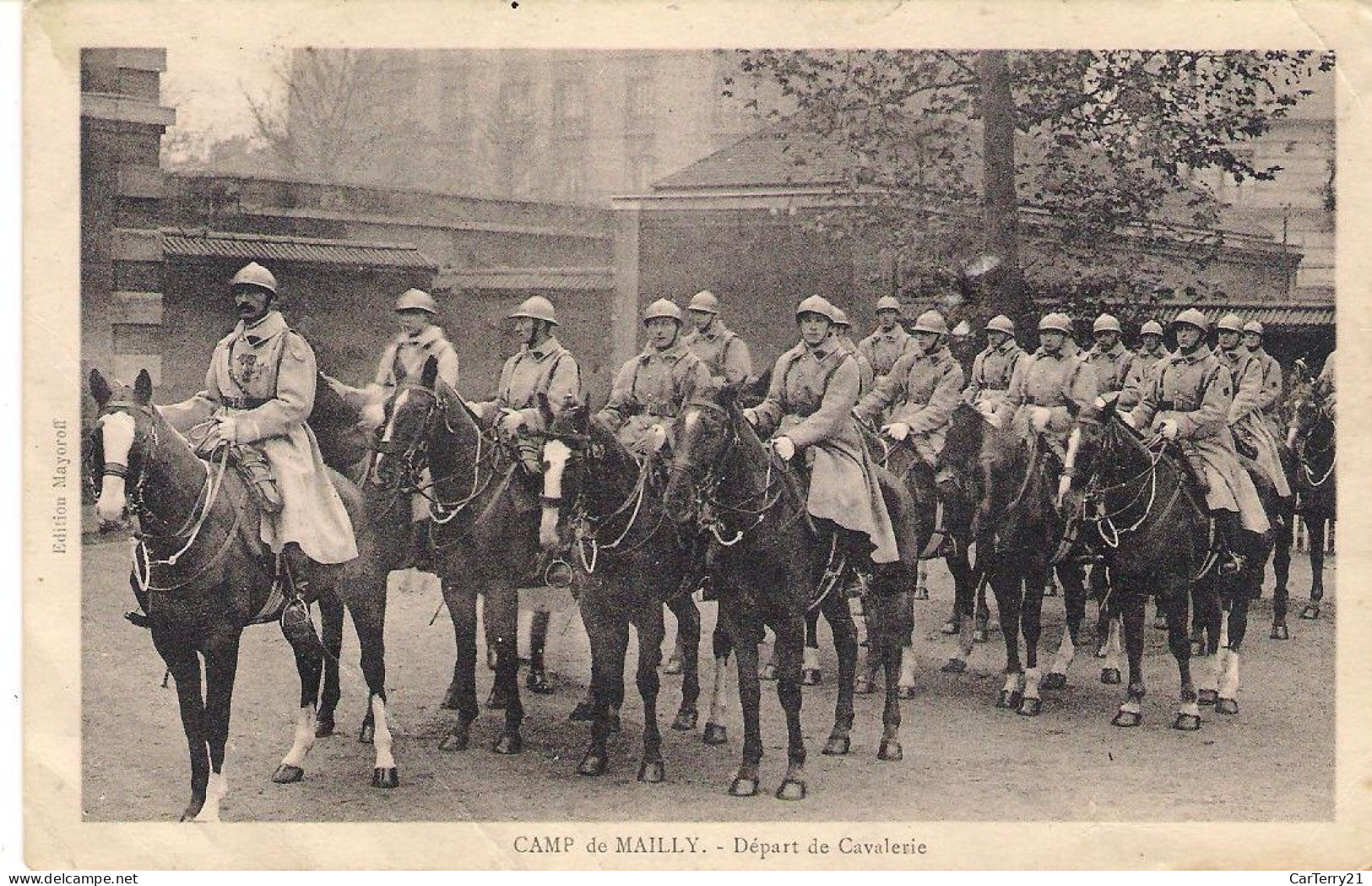 CPSM. 10 CAMP DE MAILLY. DEPART DE CAVALERIE. - Reggimenti