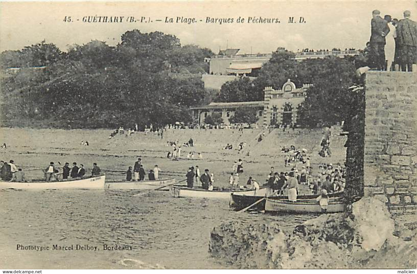 - Dpts Div.-ref-BN185- Pyrenées Atlantiques - Guéthary - Plage - Barques De Pêcheurs - - Guethary