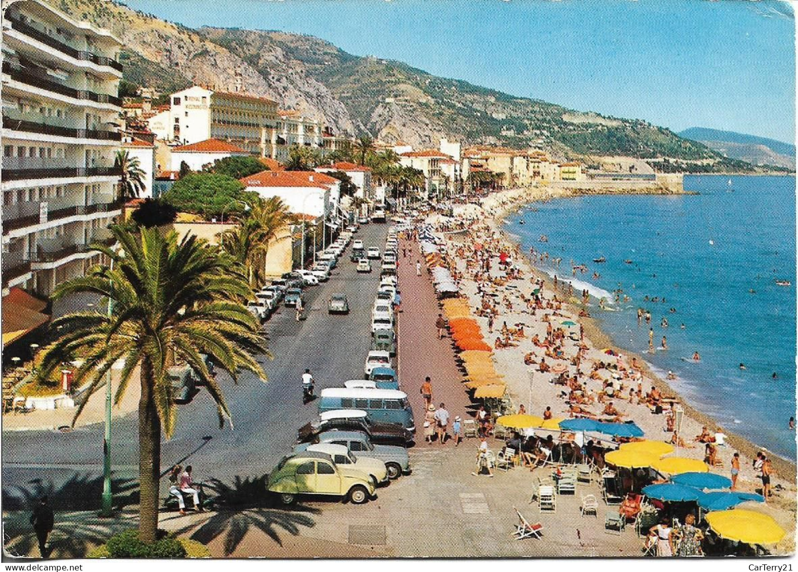 06. MENTON. LA PLAGE ET QUAI GENERAL LECLERC DE HAUTECLOQUE. VOITURES. 1963 - Menton