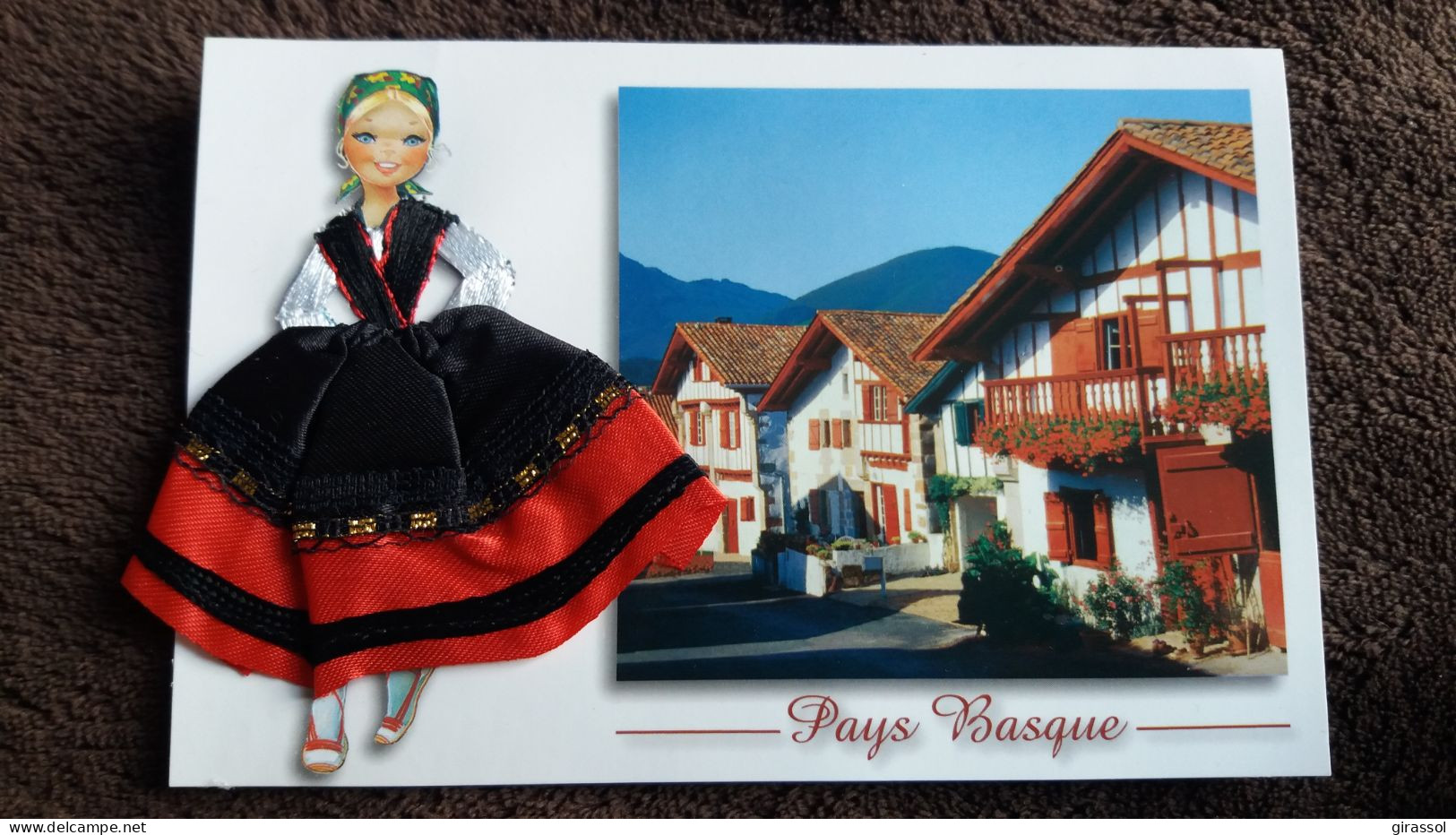 CPM BRODEE FOKLORE PAYS BASQUE BASQUAISE MAISONS TYPIQUES - Embroidered