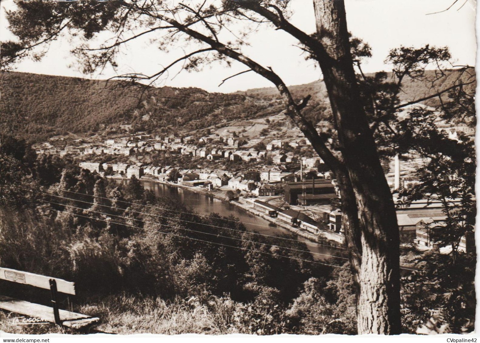 ARDENNES PITTORESQUES (08) Vue Sur MONTHERME En 1963 - Montherme