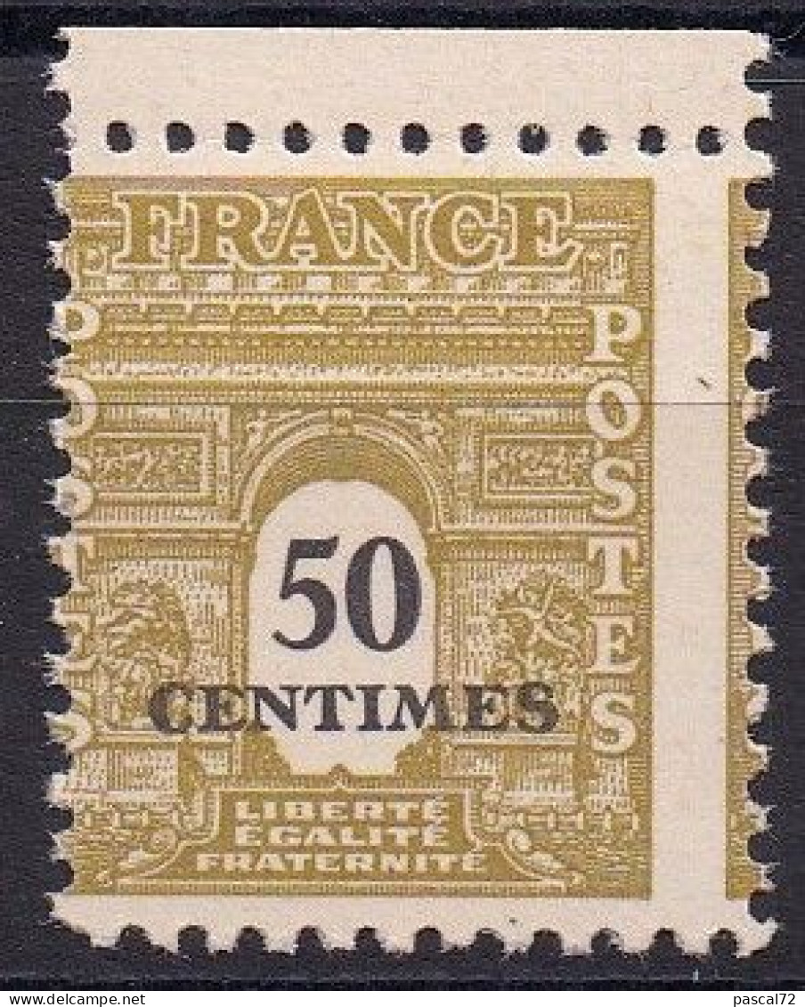 1945 Y&T 704 Variété PIQUAGE A CHEVAL BORD DE FEUILLE N** - Unused Stamps