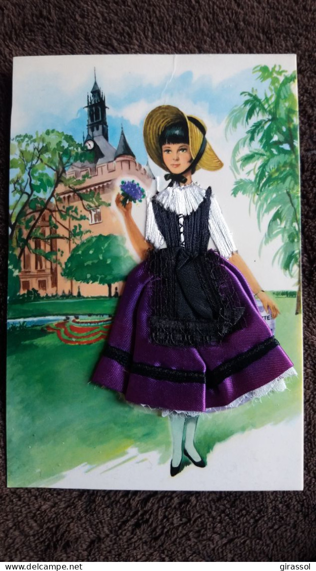 CPM BRODEE FOKLORE FOLKLORIQUE FEMME CAPITALE TOULOUSE LA TOULOUSAINE ED CELY VIOLETTE - Embroidered