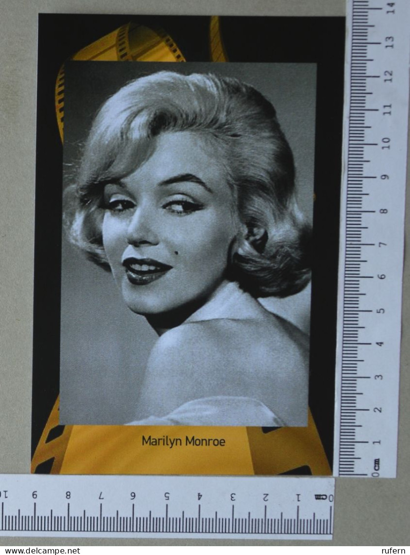 POSTCARD  - MARILYN MONROE - LE MONDE DU CINEMÁ - 2 SCANS  - (Nº58972) - Actors