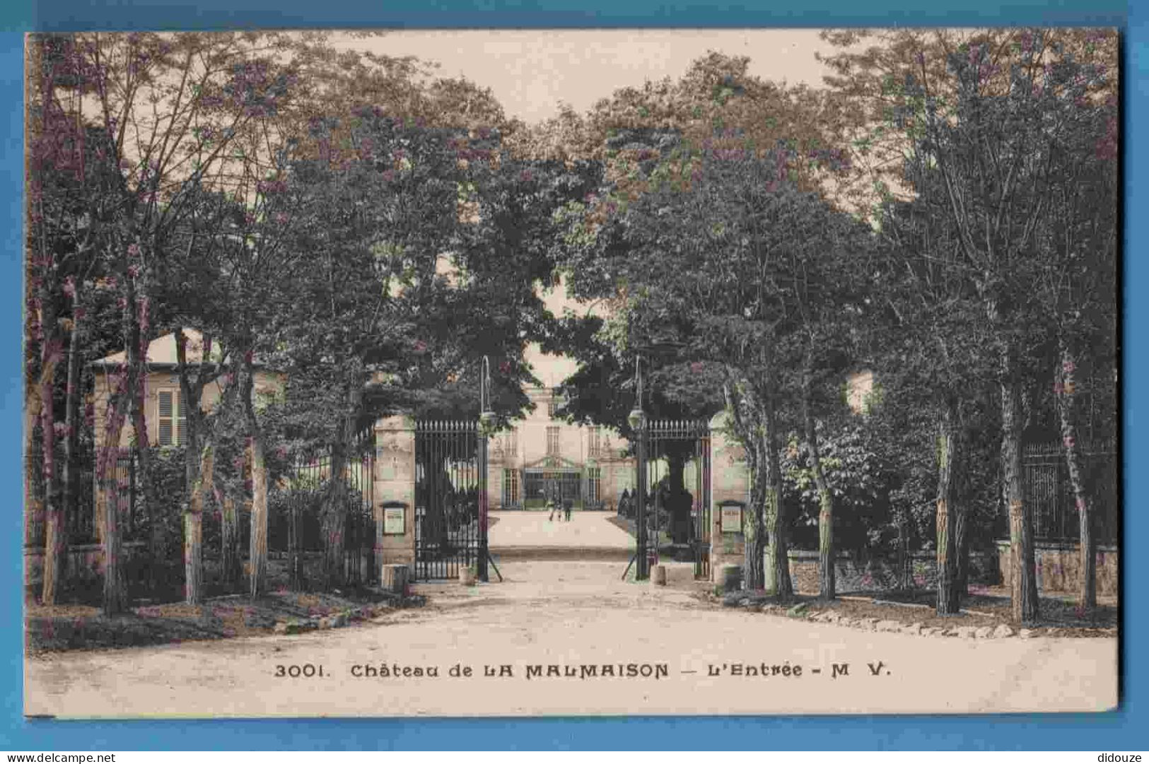 92 - Château De La Malmaison - L'Entrée - Carte Vierge - Rueil Malmaison