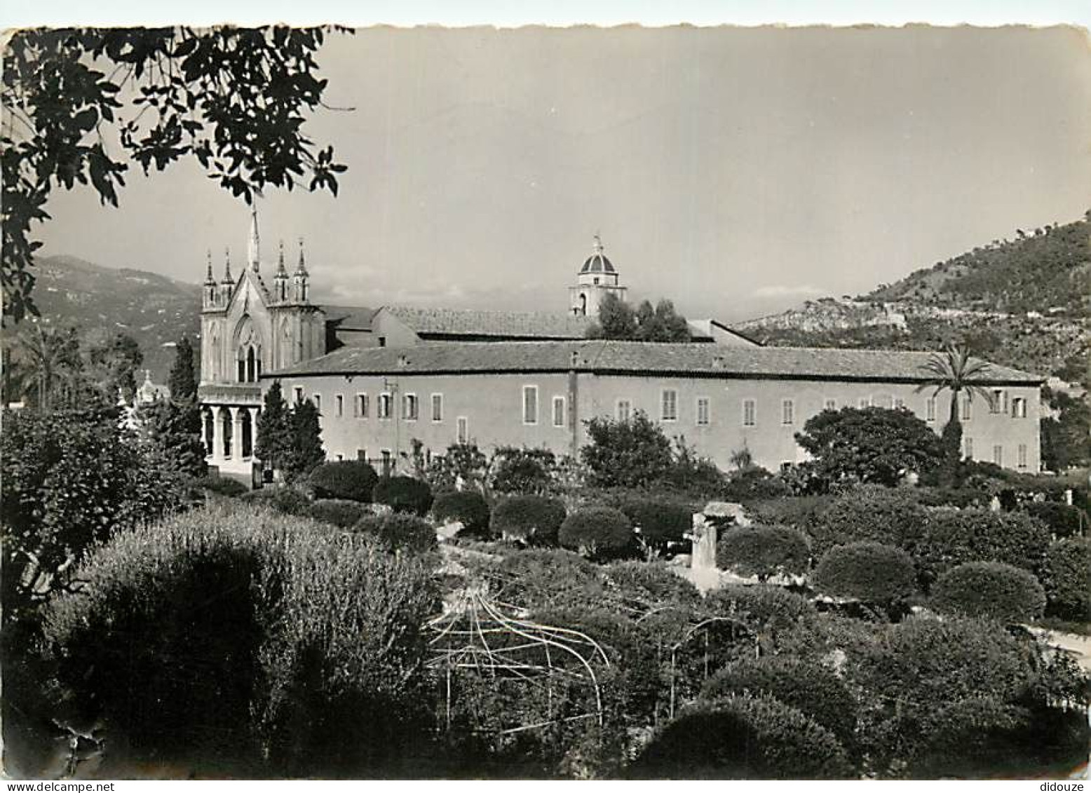 06 - Nice - Le Monastère De Cimiez Et Les Jardins - Mention Photographie Véritable - Carte Dentelée - CPSM Grand Format  - Parcs Et Jardins