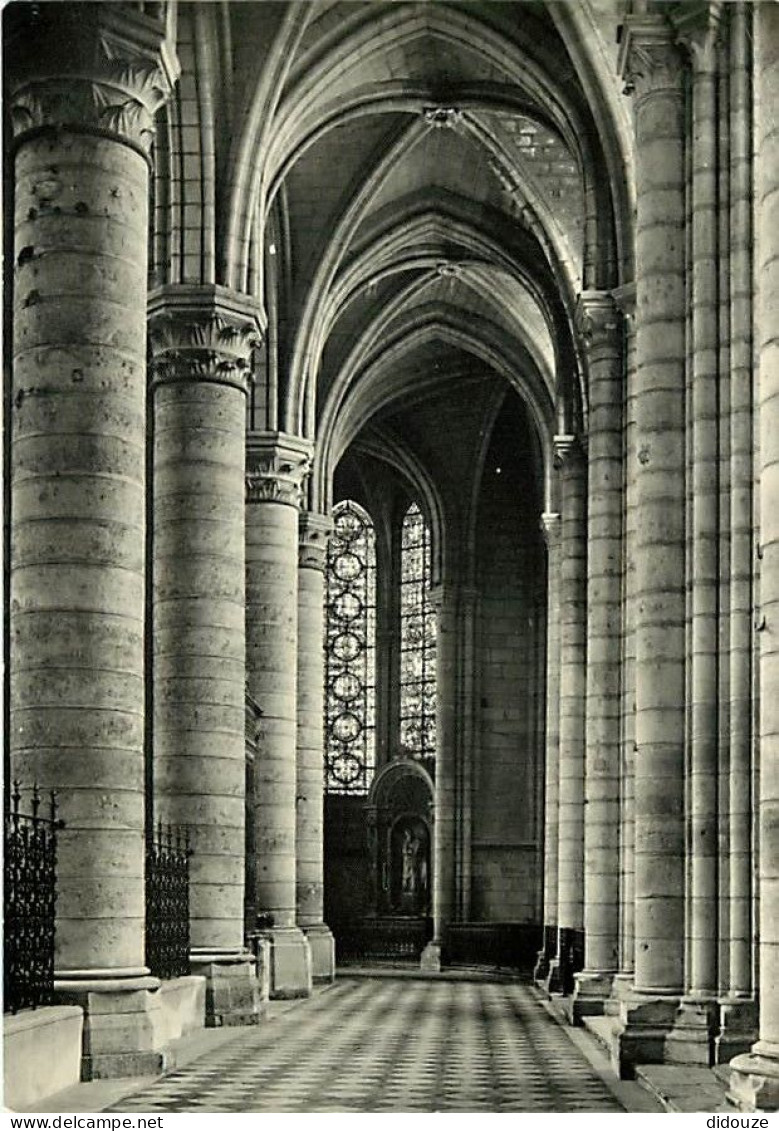 02 - Soissons - Intérieur De La Cathédrale - Le Déambulatoire - CPSM Grand Format - Voir Scans Recto-Verso - Soissons