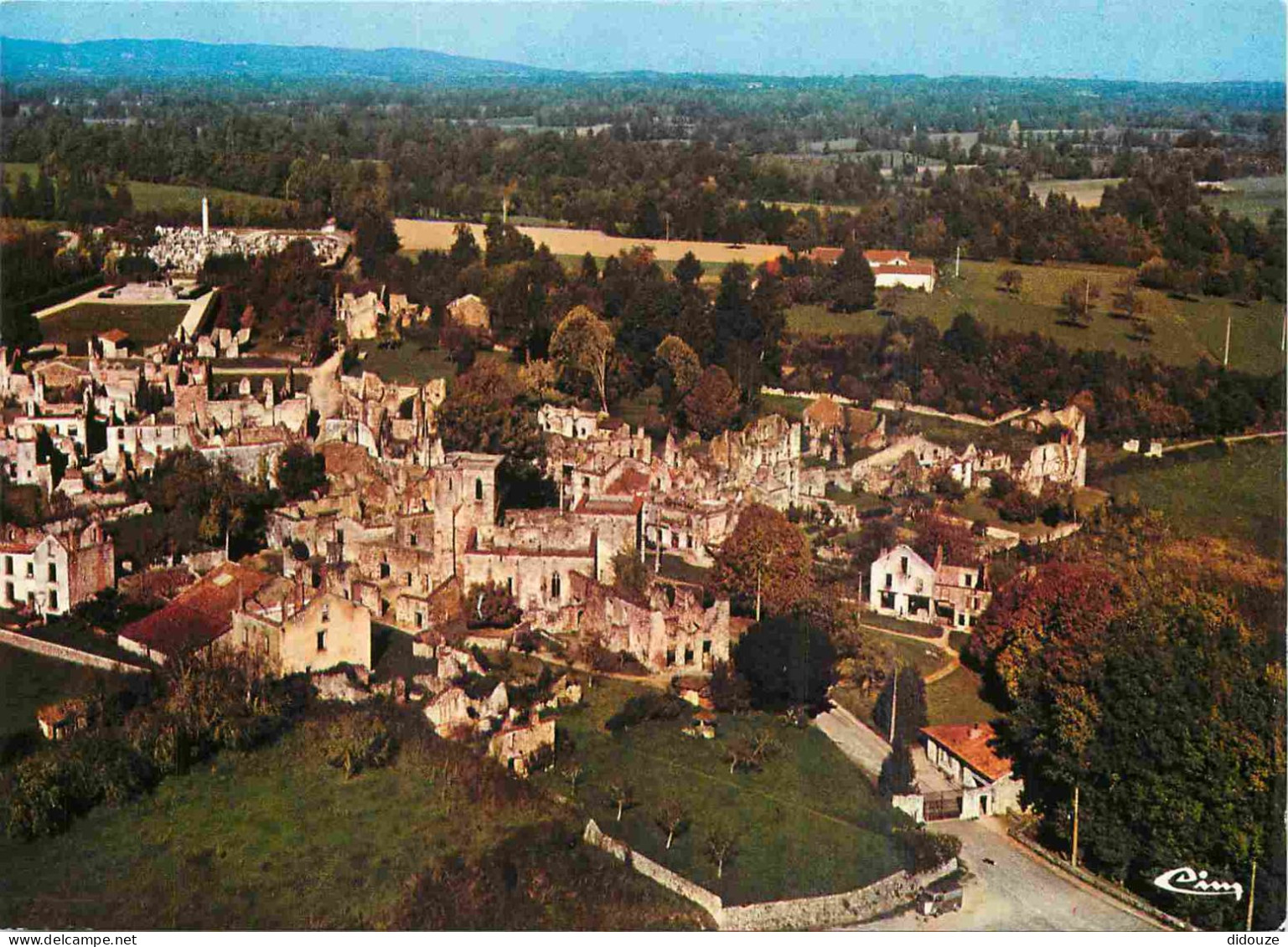 87 - Oradour Sur Glane - Cité Martyre - Vue Générale Aérienne - CPM - Voir Scans Recto-Verso - Oradour Sur Glane