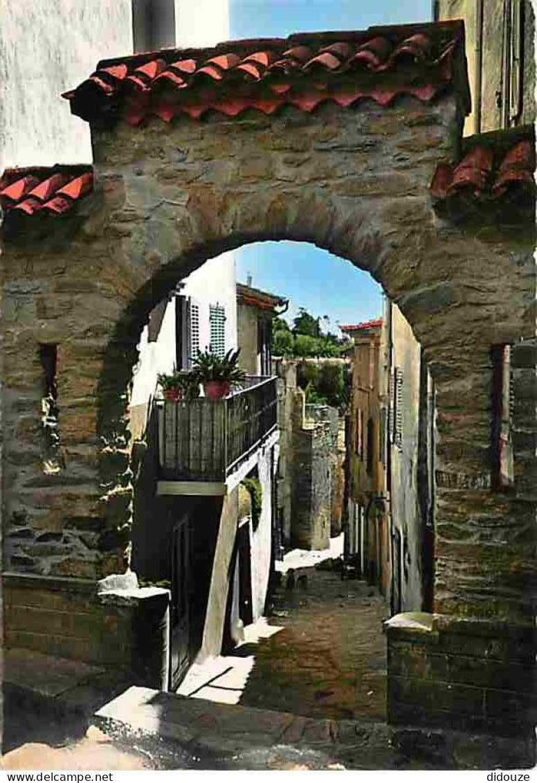 83 - Bormes Les Mimosas - Rue Rompi-Cuou - Fleurs - CPM - Voir Scans Recto-Verso - Bormes-les-Mimosas