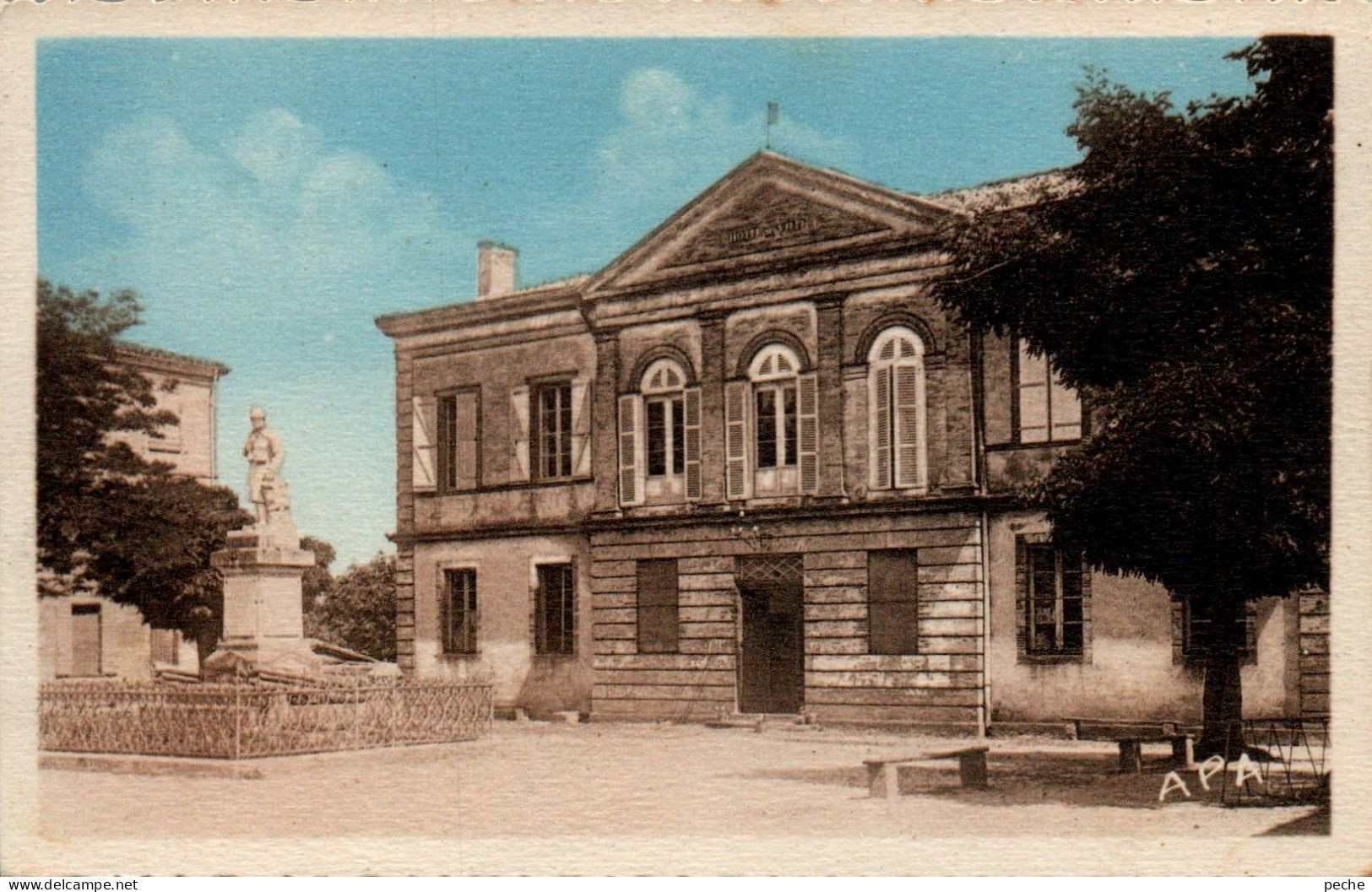 N°839 W -cpa Lavit -place De L'hôtel De Ville- - Lavit